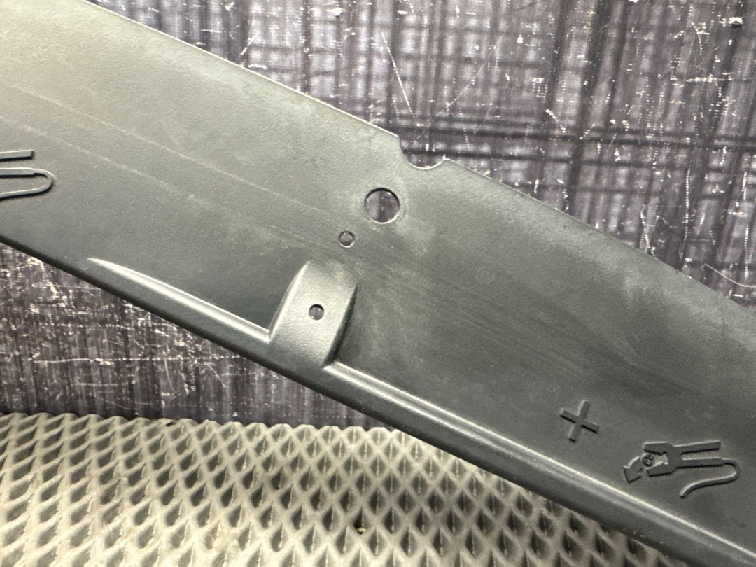 Пластик подкапотный, 3360 рублей, Красноярск