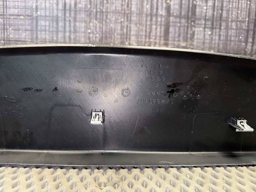 Обшивка крышки багажника, 1410 рублей, Красноярск