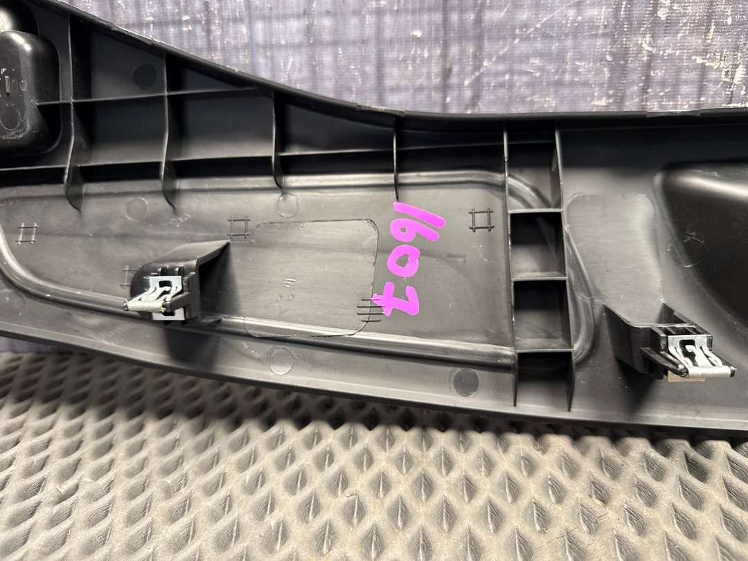 Пластик багажника, 2030 рублей, Красноярск