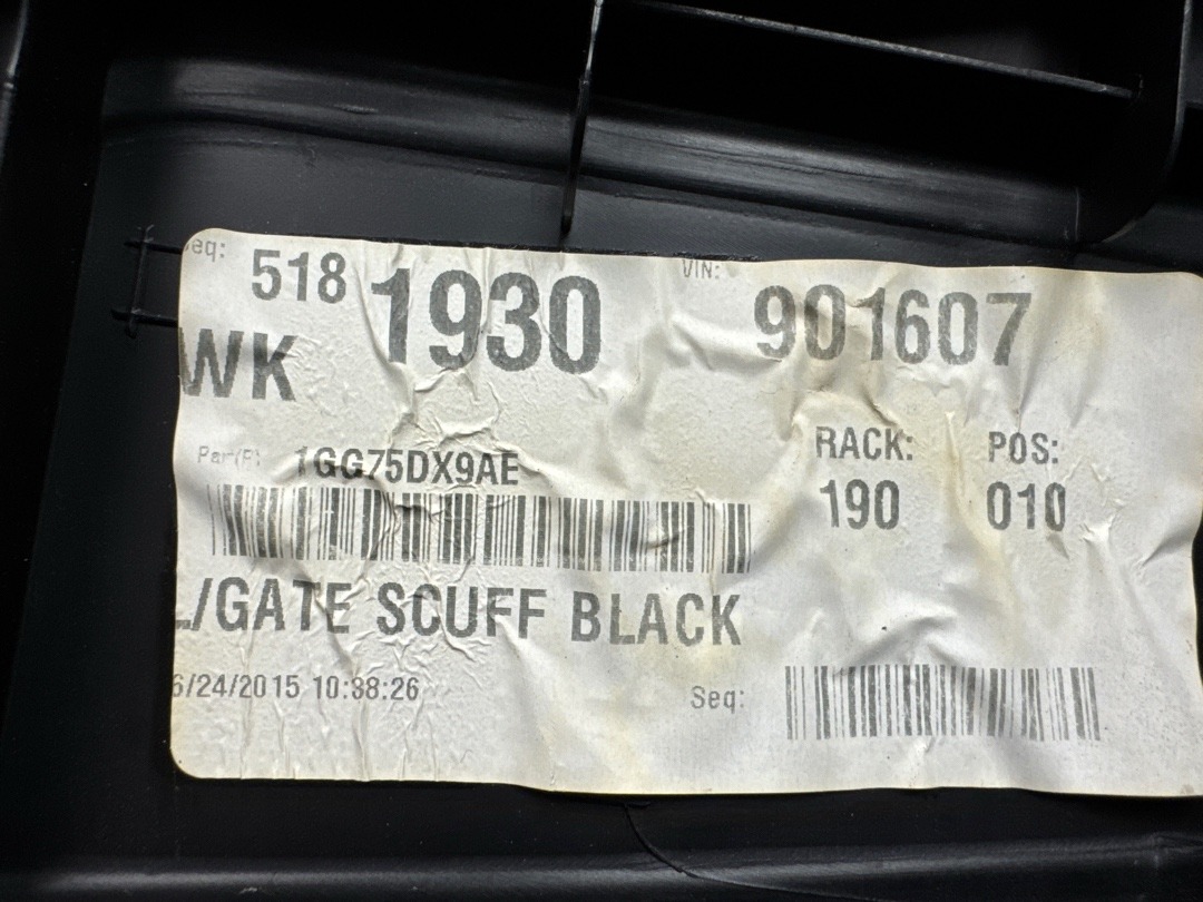 Пластик багажника, 2030 рублей, Красноярск