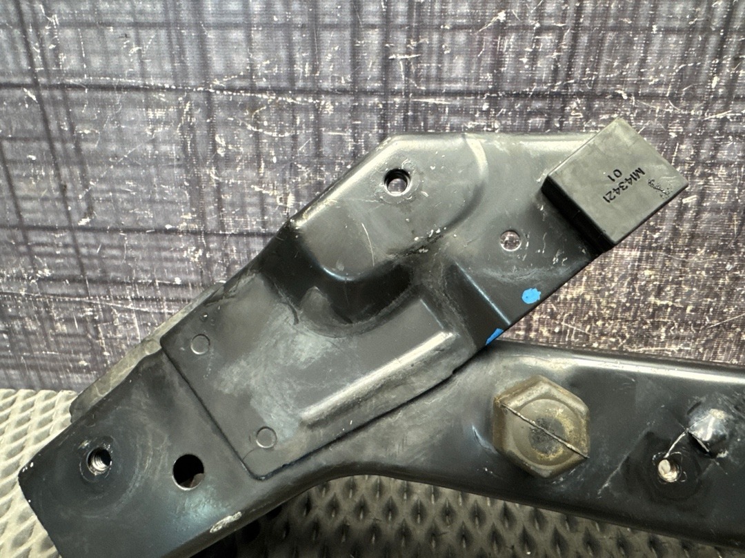 Кронштейн, 4270 рублей, Красноярск