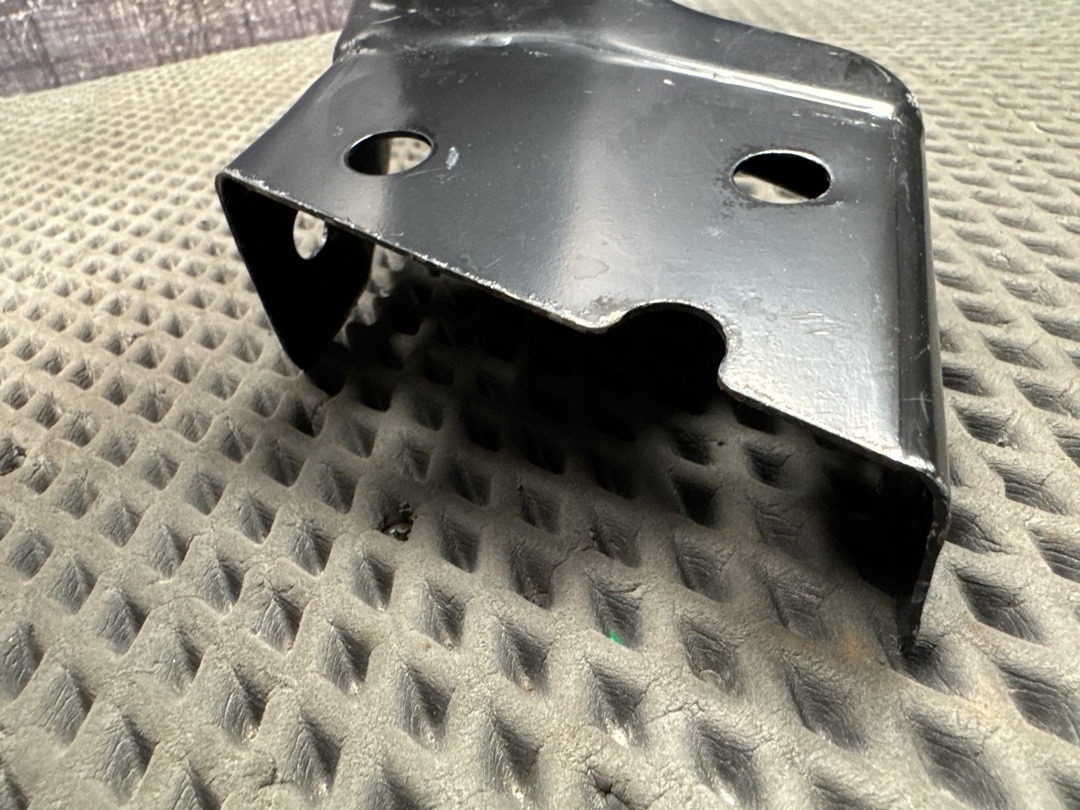 Кронштейн, 4270 рублей, Красноярск