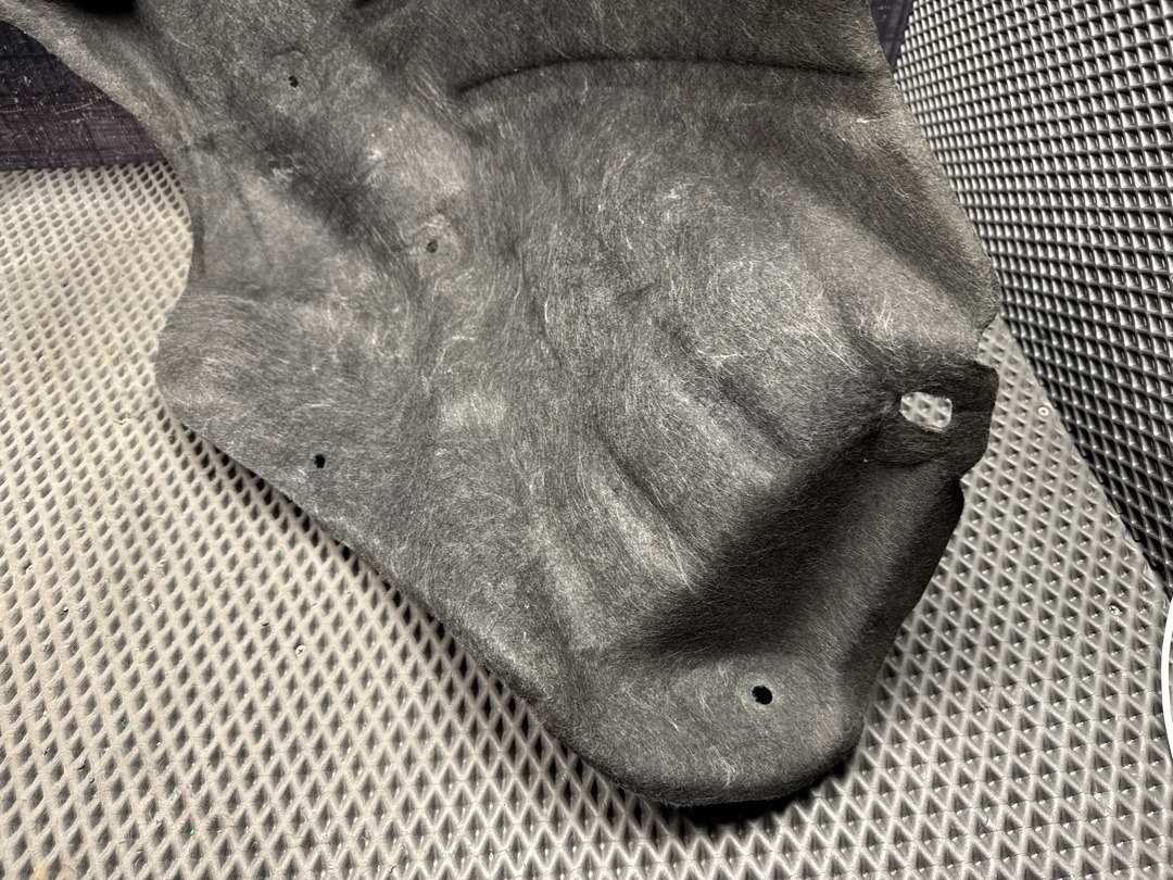 Подкрылок, 6140 рублей, Красноярск