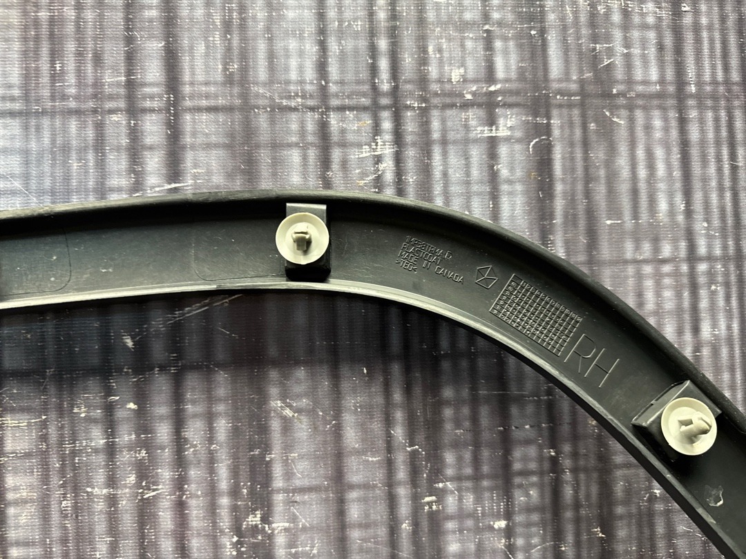 Накладка на крыло, 5880 рублей, Красноярск