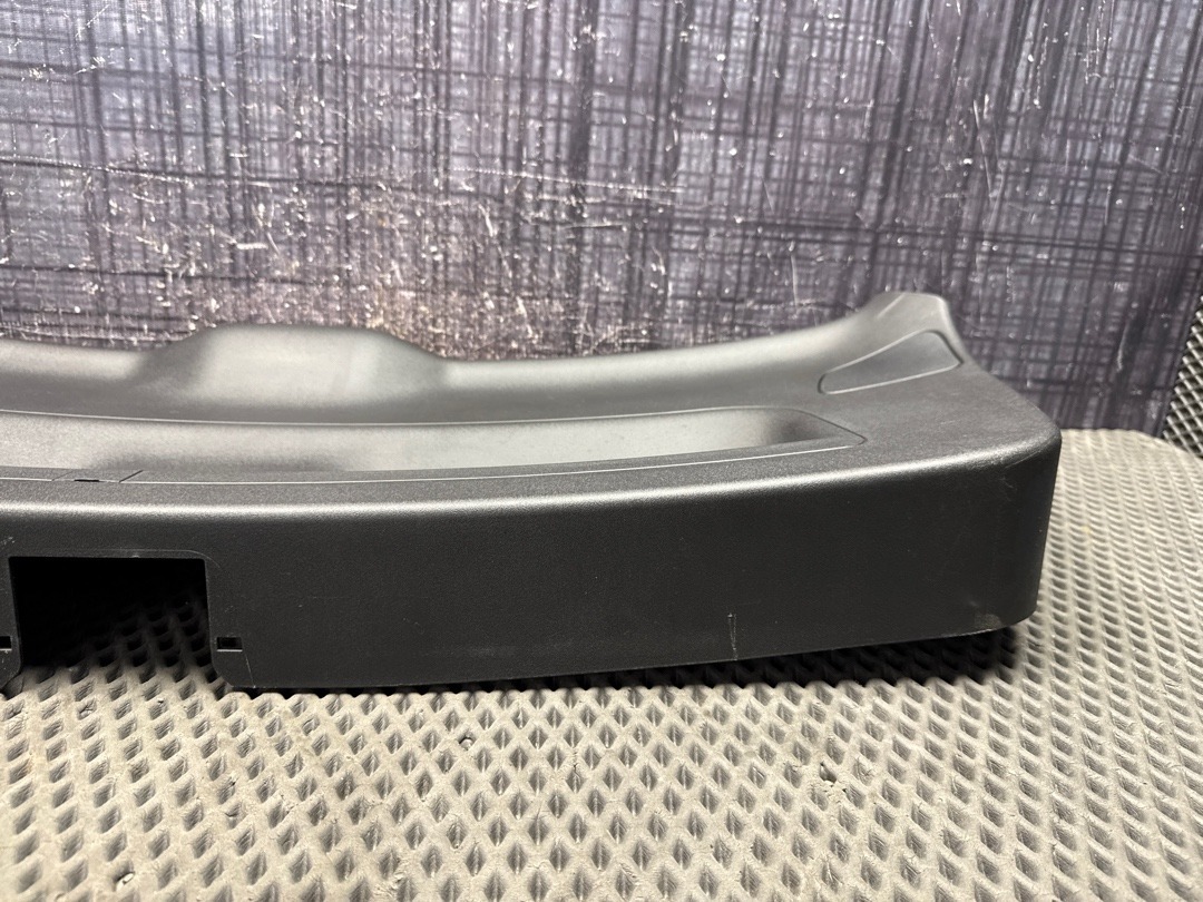 Обшивка крышки багажника, 1320 рублей, Красноярск