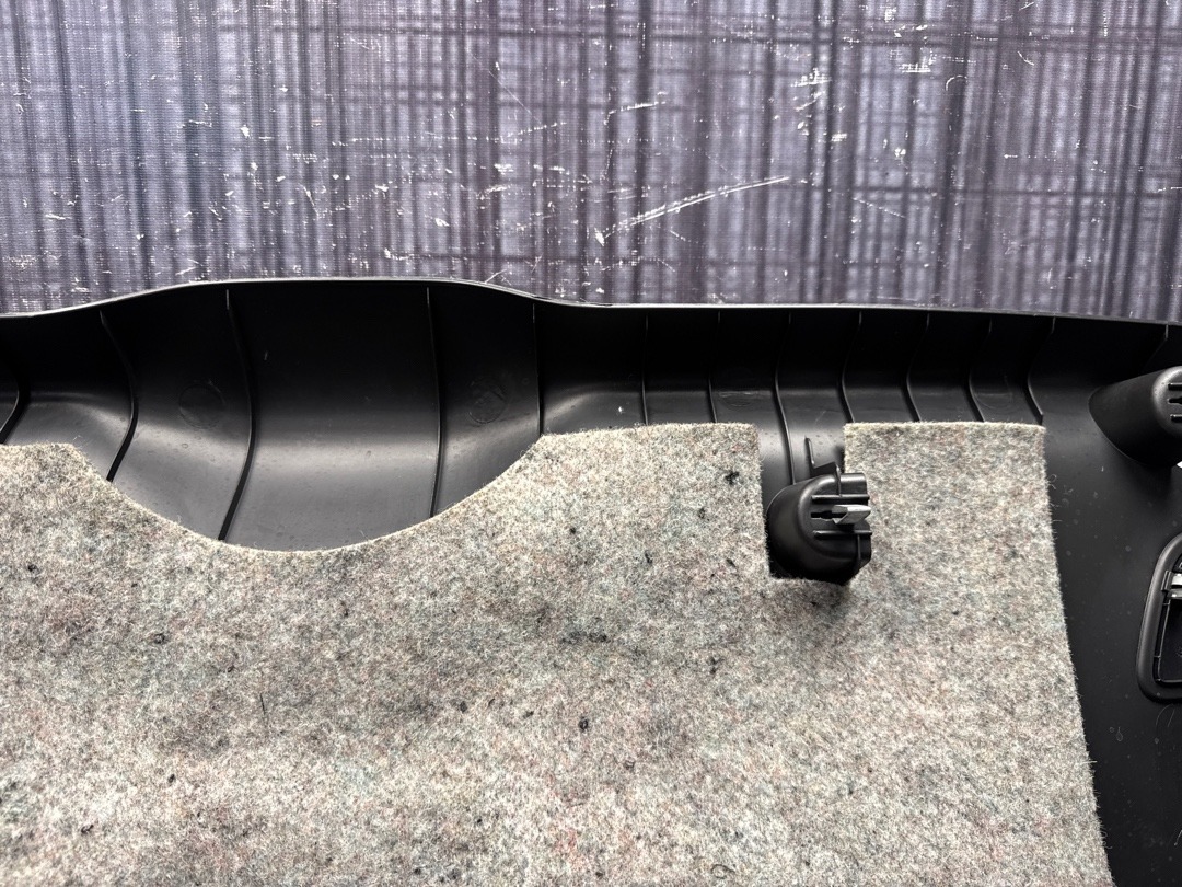 Обшивка крышки багажника, 1320 рублей, Красноярск