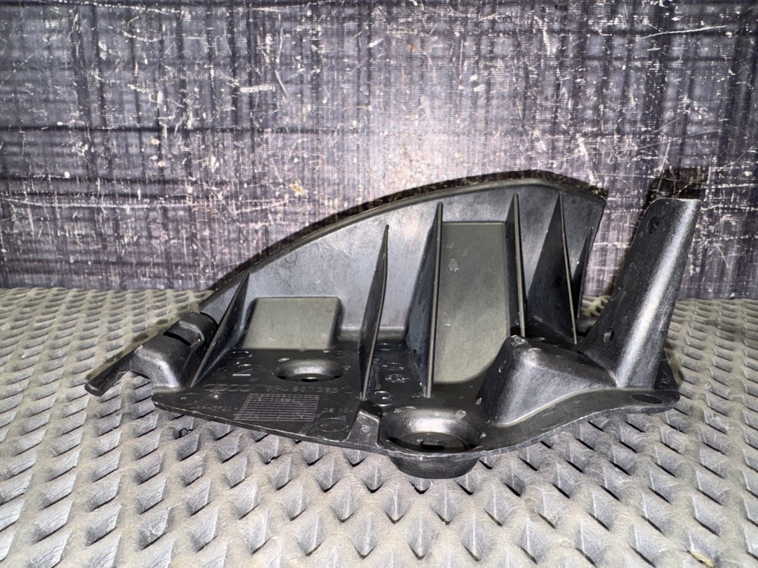 Крепление бампера, 960 рублей, Красноярск