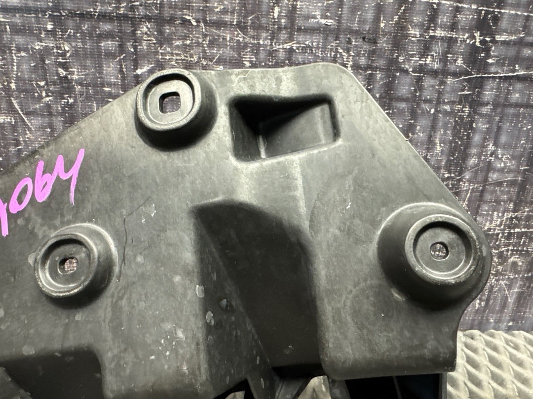 Крепление бампера, 960 рублей, Красноярск