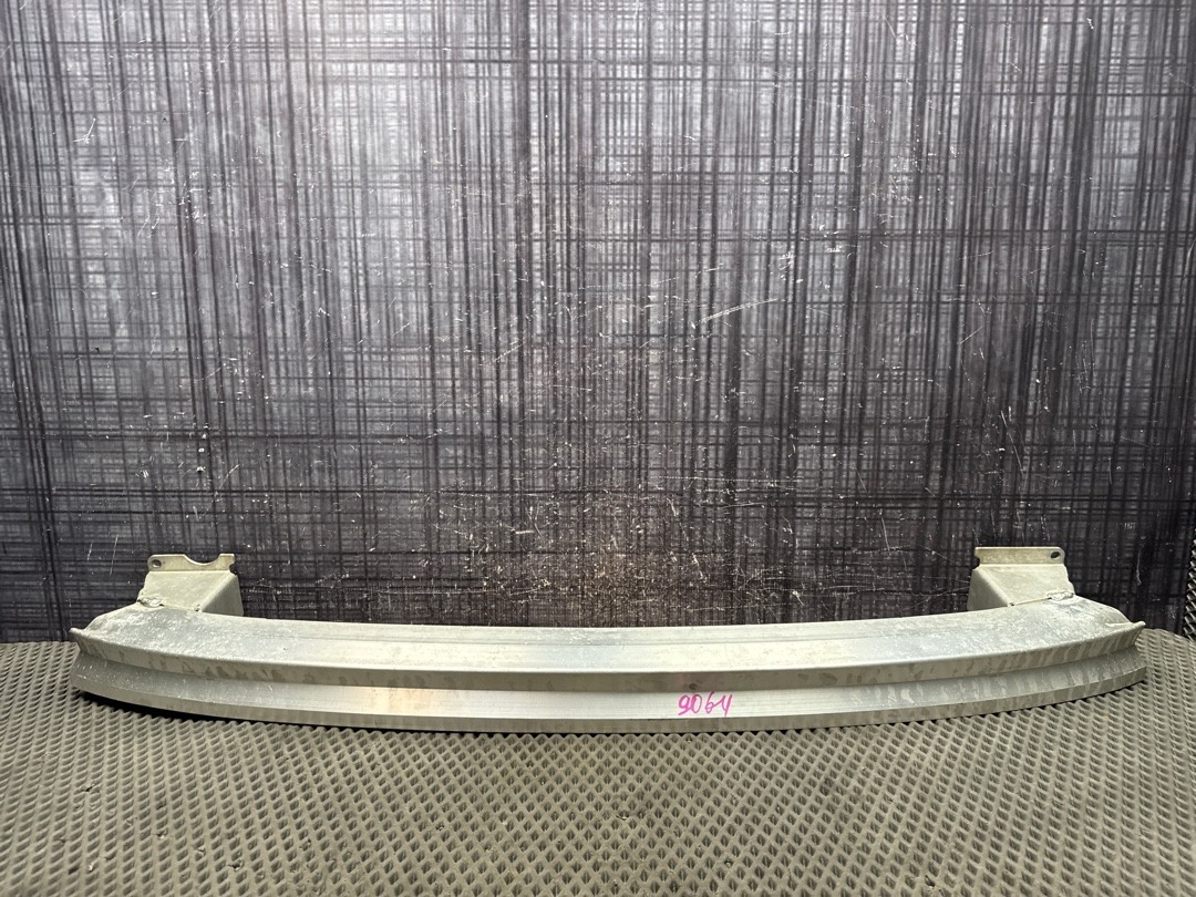 Усилитель бампера, 1630 рублей, Красноярск