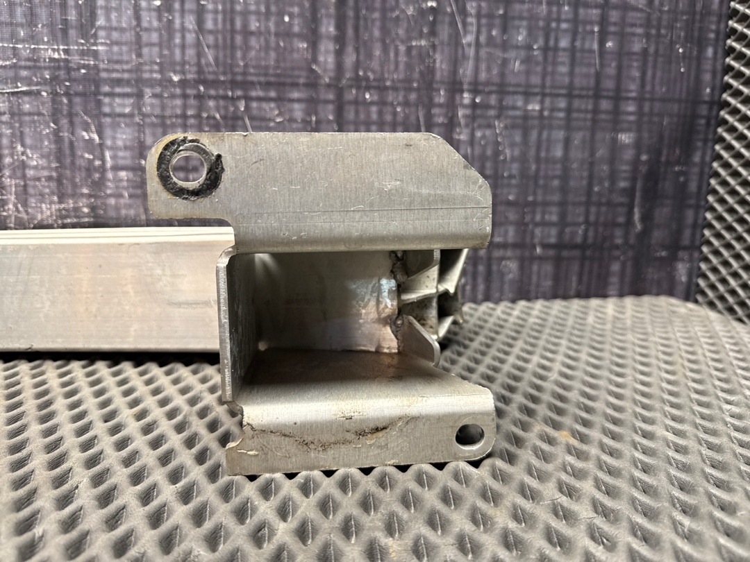 Усилитель бампера, 1630 рублей, Красноярск