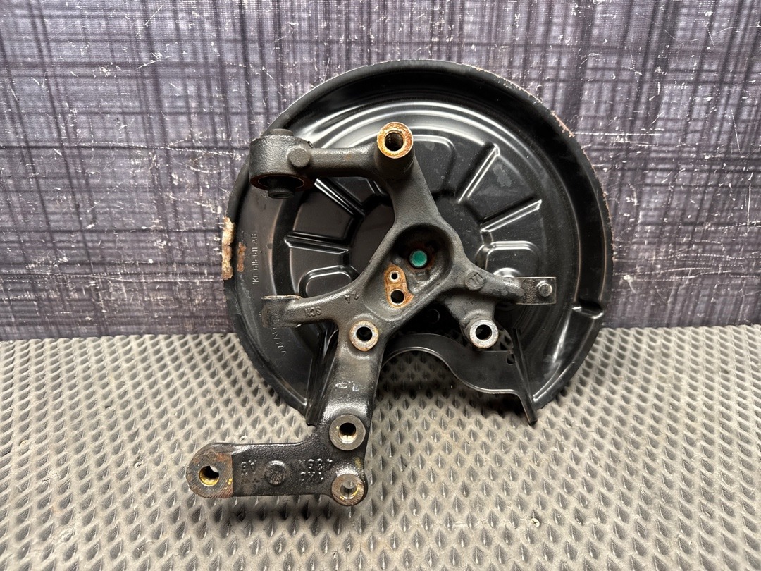 Поворотный кулак, 3680 рублей, Красноярск