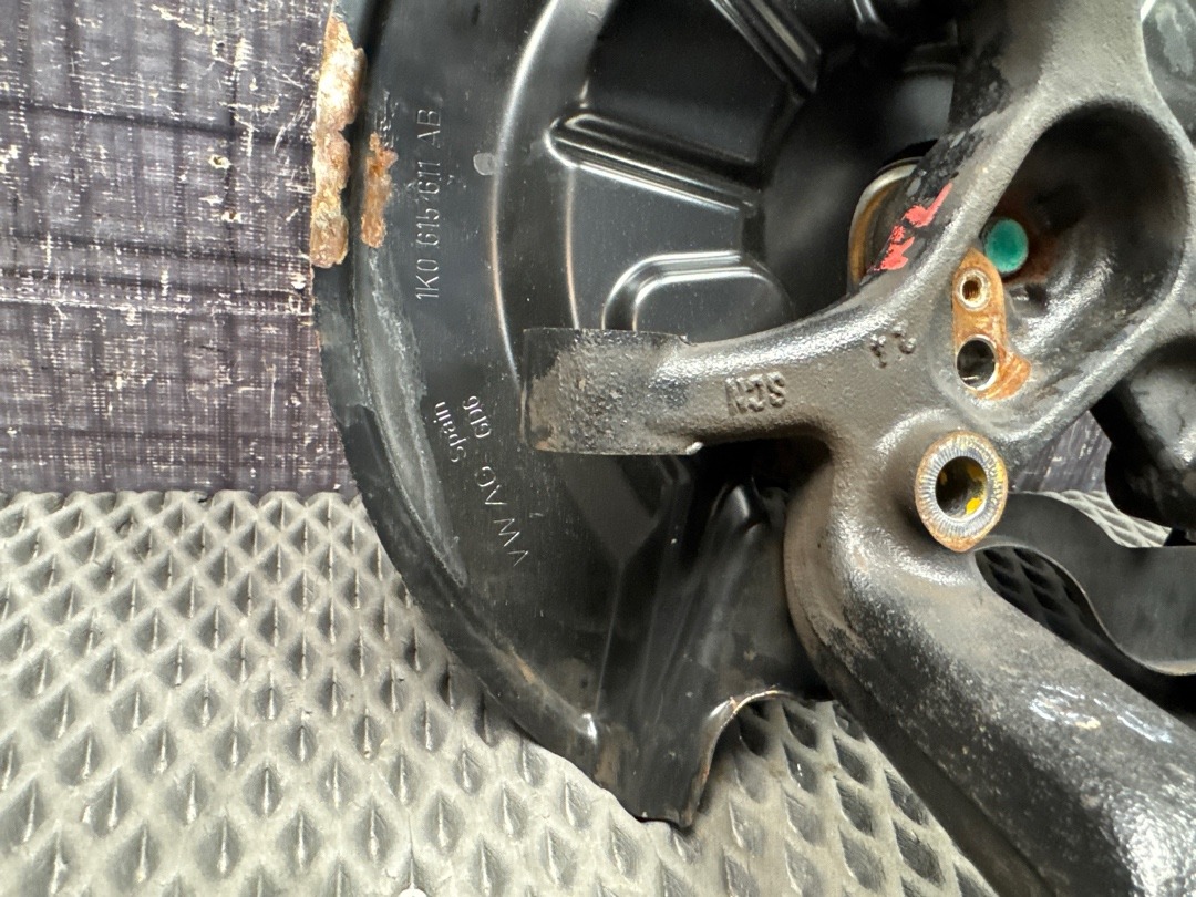 Поворотный кулак, 3680 рублей, Красноярск