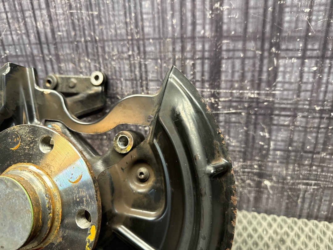 Поворотный кулак, 3680 рублей, Красноярск