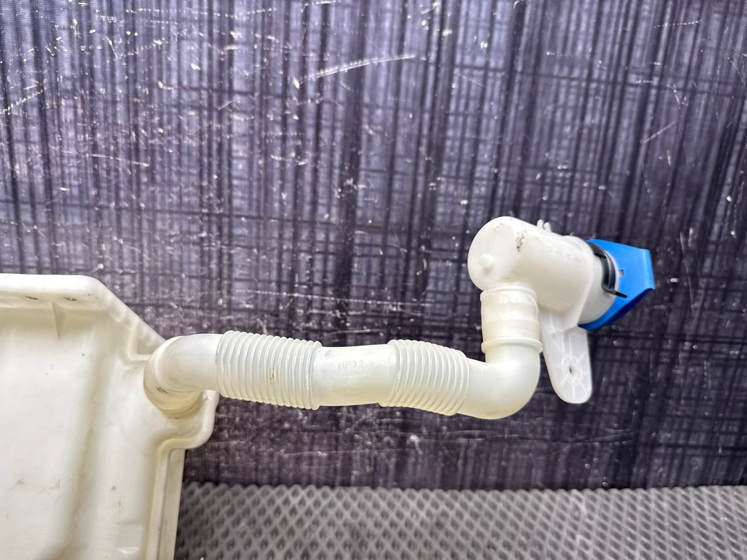 Бачок омывателя, 3140 рублей, Красноярск