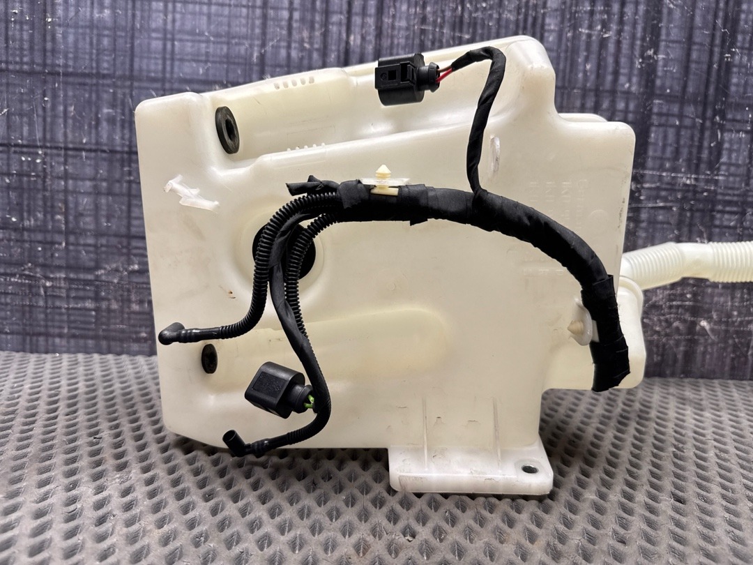 Бачок омывателя, 3140 рублей, Красноярск