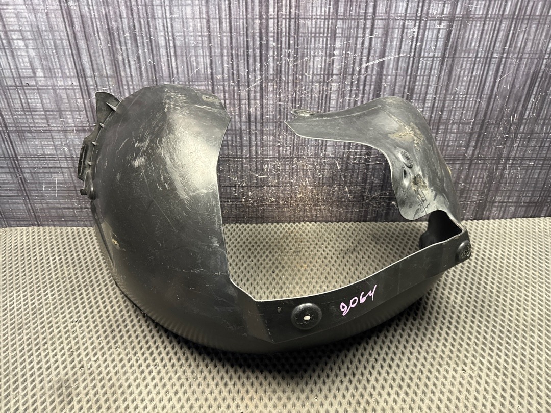 Подкрылок, 2360 рублей, Красноярск