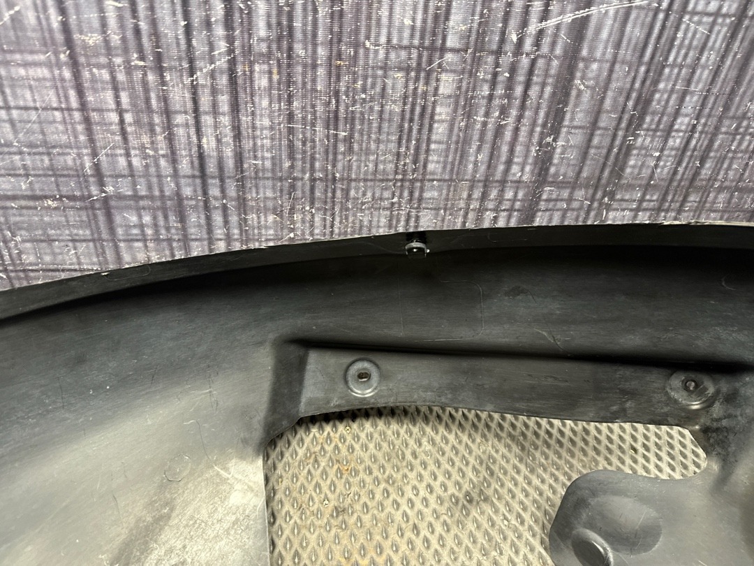 Подкрылок, 2360 рублей, Красноярск