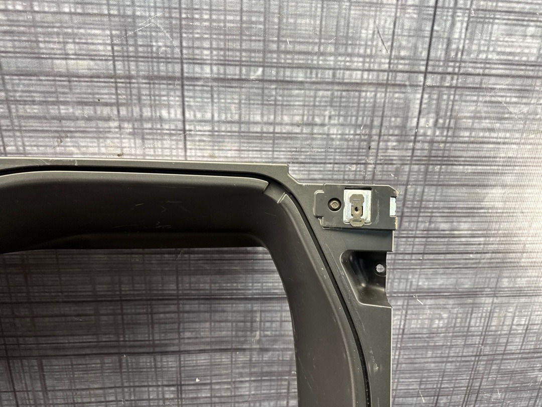 Пластик багажника, 2610 рублей, Красноярск