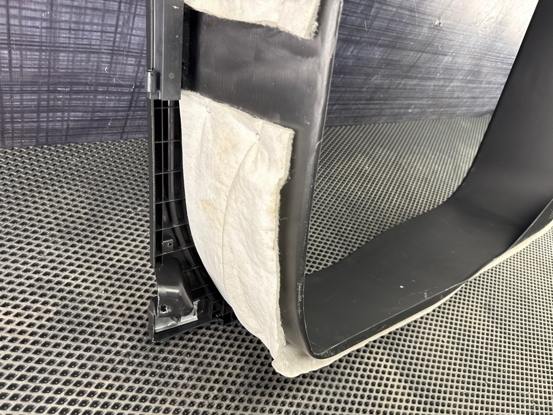 Пластик багажника, 2610 рублей, Красноярск