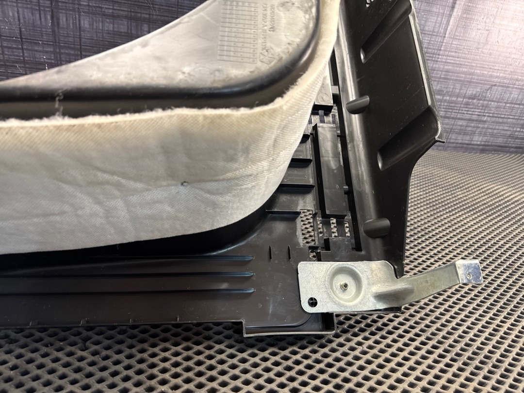 Пластик багажника, 2610 рублей, Красноярск