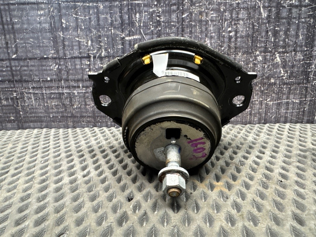 Подушка двигателя, 4160 рублей, Красноярск