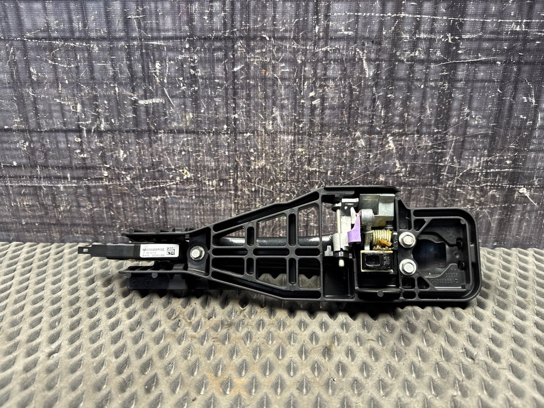 Ручка двери внешняя, 2560 рублей, Красноярск