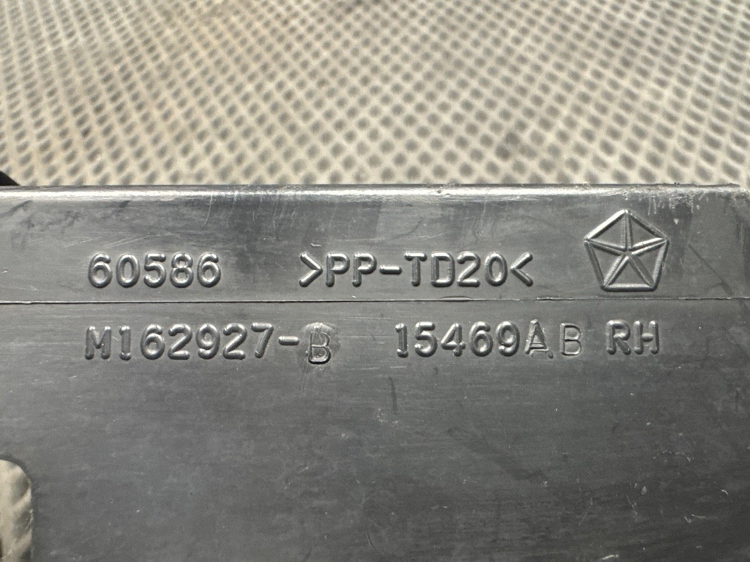 Воздуховод радиатора, 3140 рублей, Красноярск