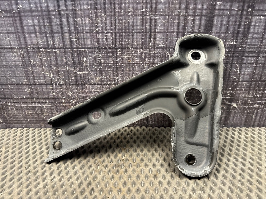 Кронштейн, 1740 рублей, Красноярск