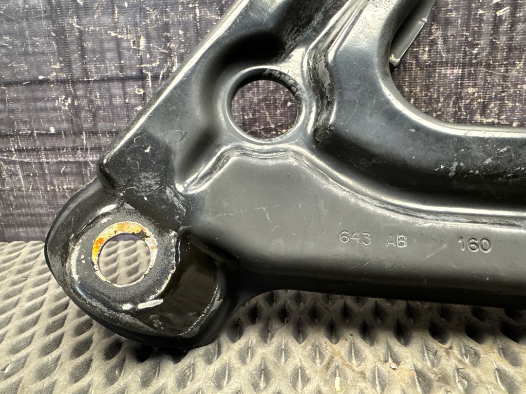 Кронштейн, 1740 рублей, Красноярск