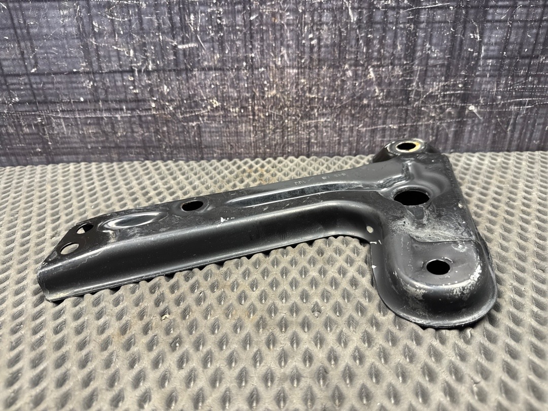 Кронштейн, 1740 рублей, Красноярск