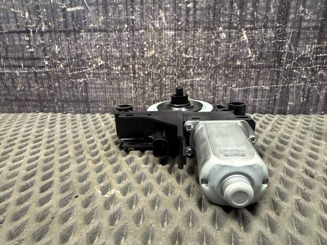 Мотор стеклоподъемника, 1280 рублей, Красноярск