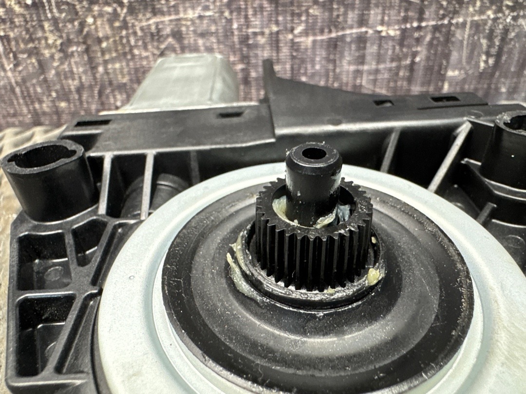 Мотор стеклоподъемника, 1280 рублей, Красноярск