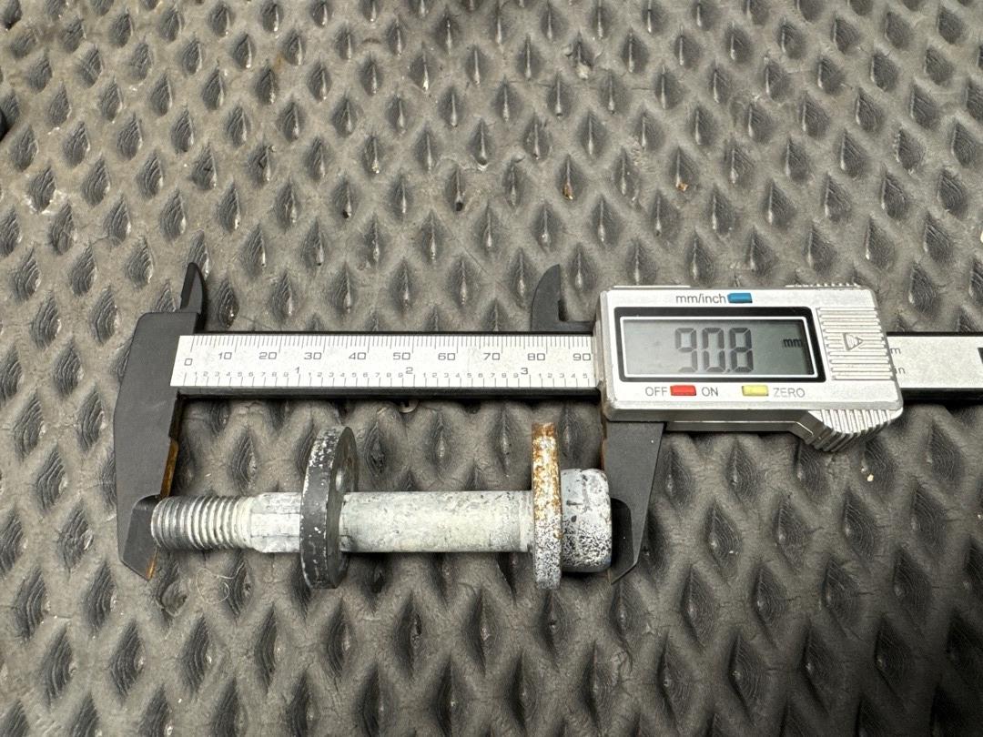 Болт развальный, 1820 рублей, Красноярск