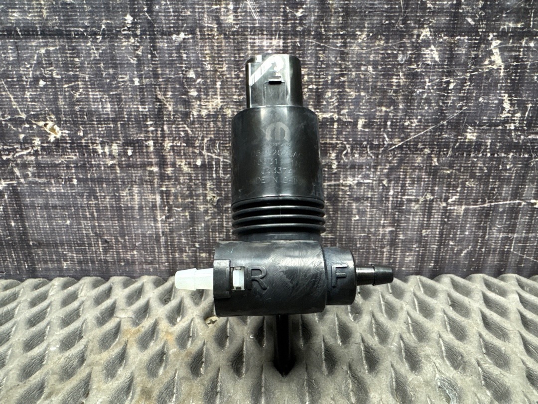 Мотор бачка стеклоомывателя, 1380 рублей, Красноярск