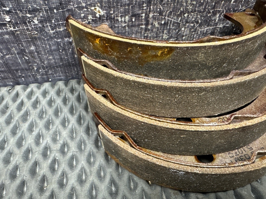 Комплект колодок ручного тормоза, 7880 рублей, Красноярск