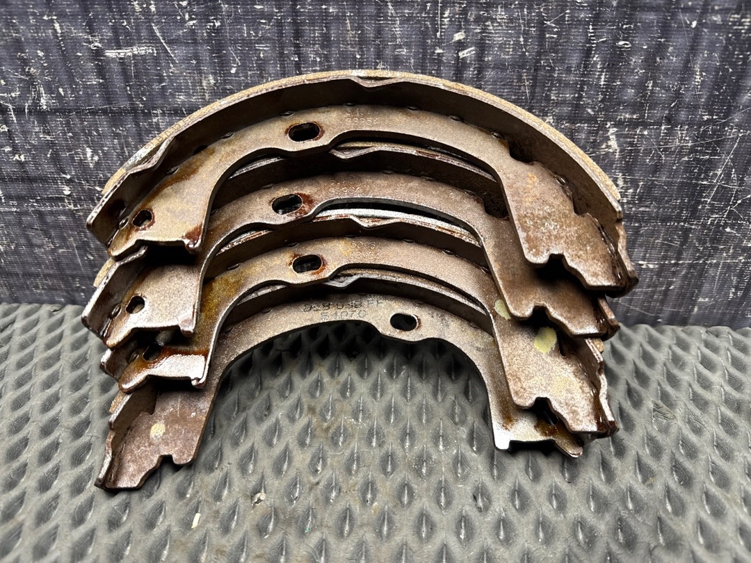 Комплект колодок ручного тормоза, 7880 рублей, Красноярск