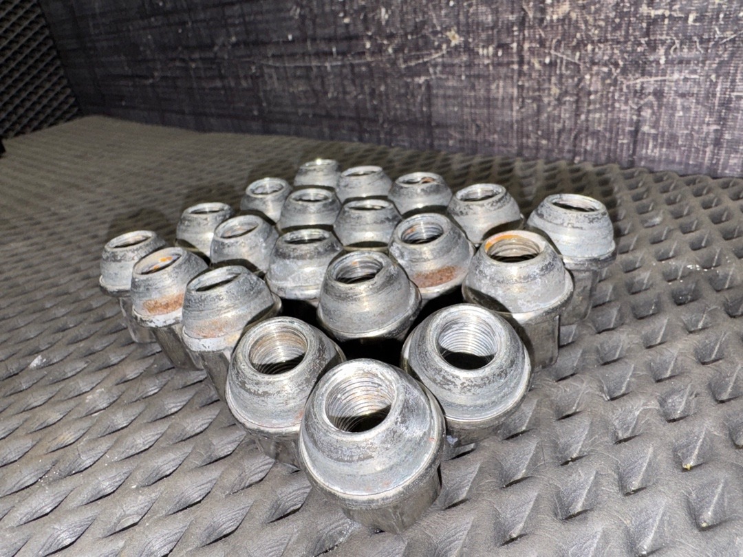 Комплект колесных гаек, 3020 рублей, Красноярск