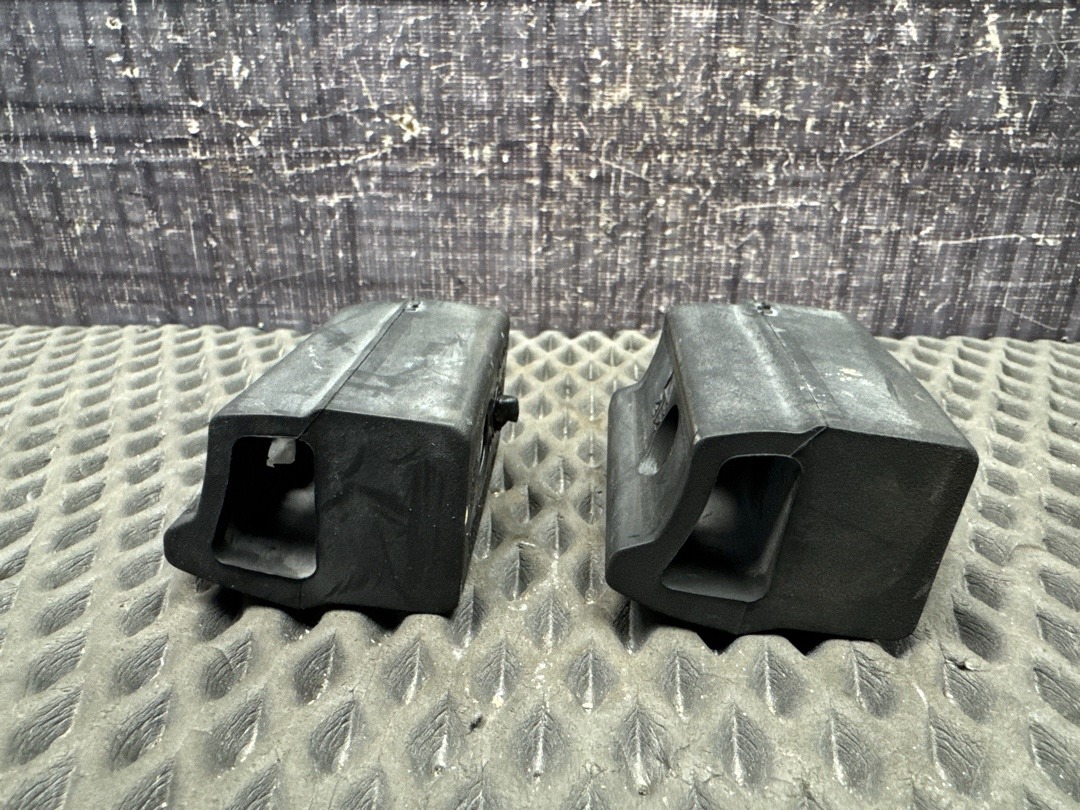 Упор багажника, 1660 рублей, Красноярск