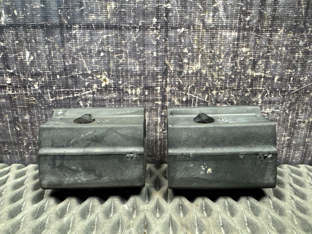 Упор багажника, 1660 рублей, Красноярск