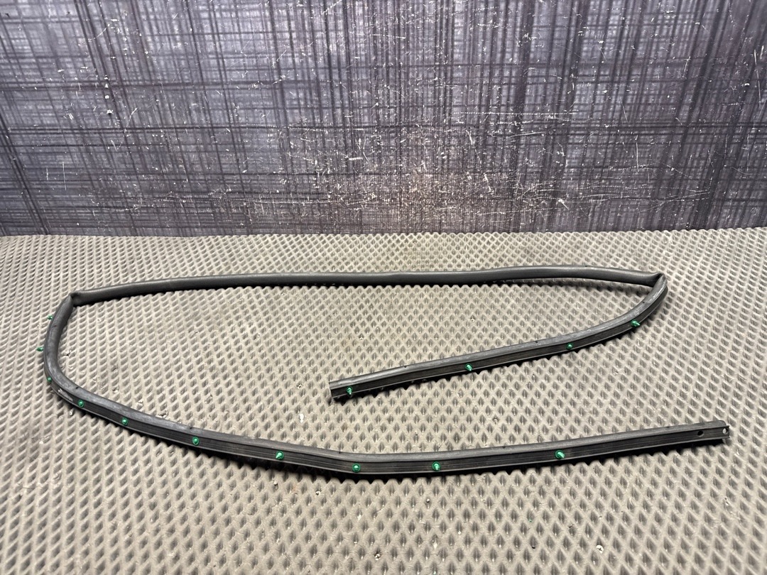 Подкапотный уплотнитель, 2380 рублей, Красноярск