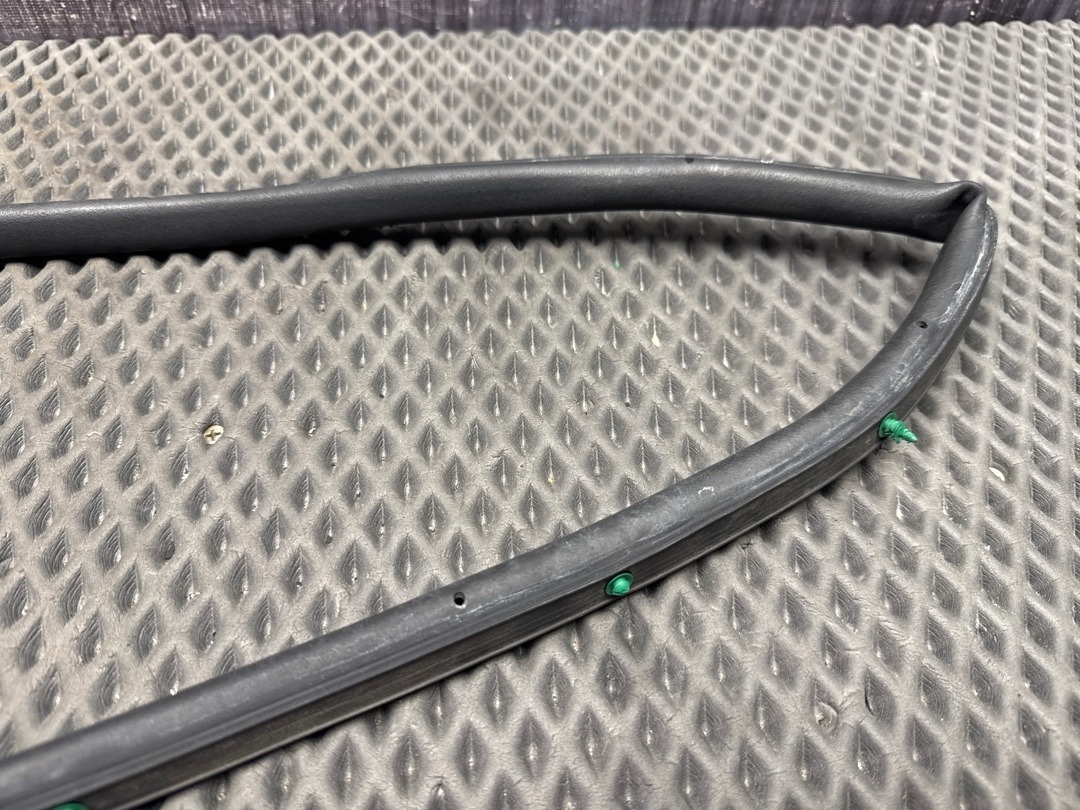 Подкапотный уплотнитель, 2380 рублей, Красноярск