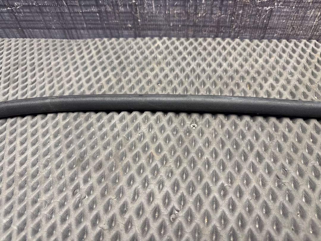 Подкапотный уплотнитель, 2380 рублей, Красноярск