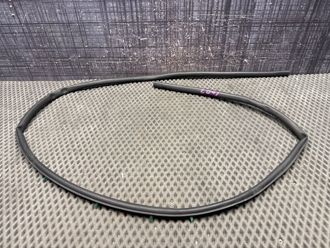 Подкапотный уплотнитель, 2380 рублей, Красноярск