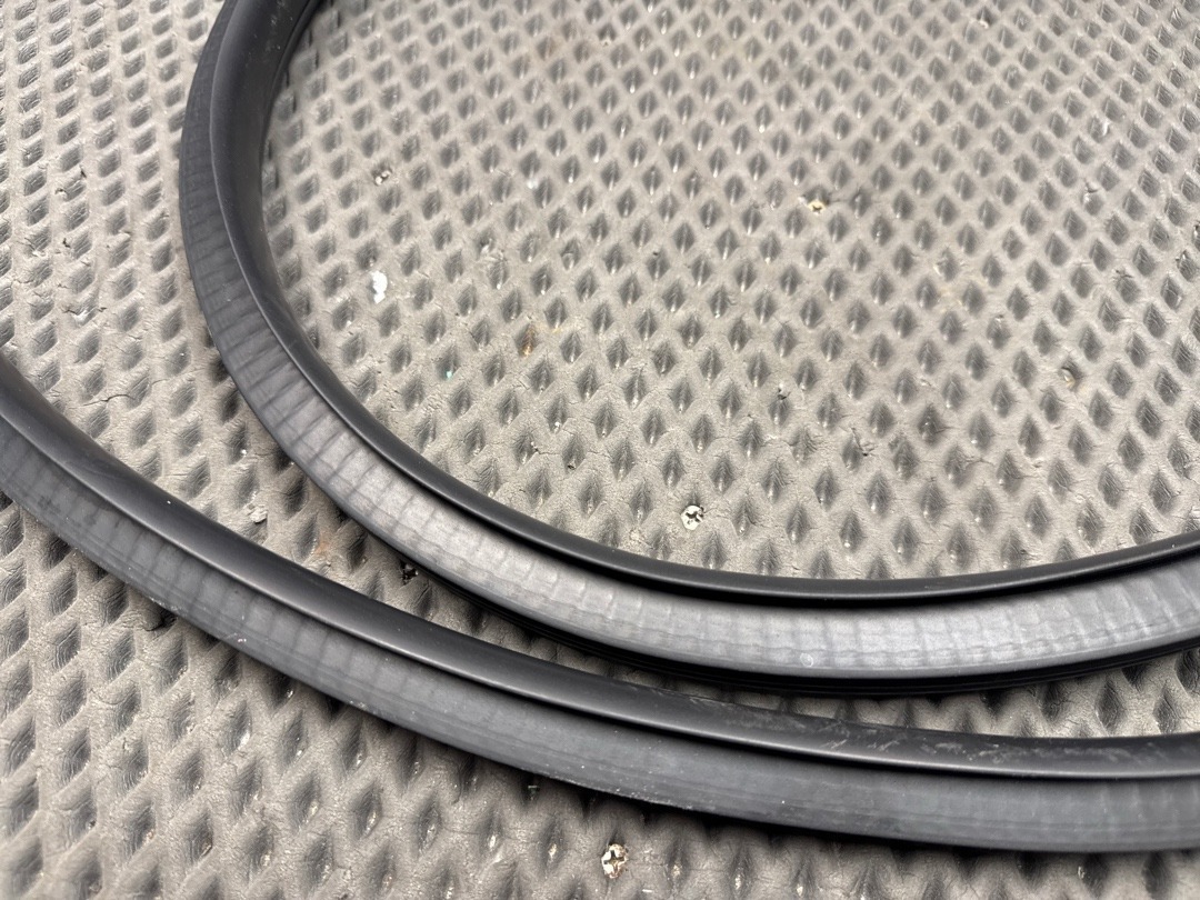 Уплотнительная резинка, 1970 рублей, Красноярск