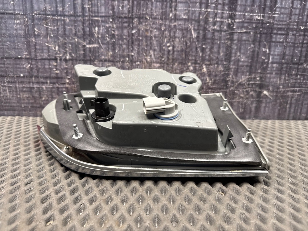 Фонарь в крышку багажника, 7360 рублей, Красноярск