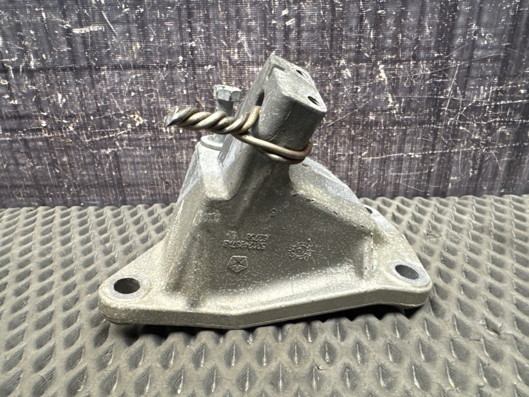 Кронштейн двигателя, 1510 рублей, Красноярск