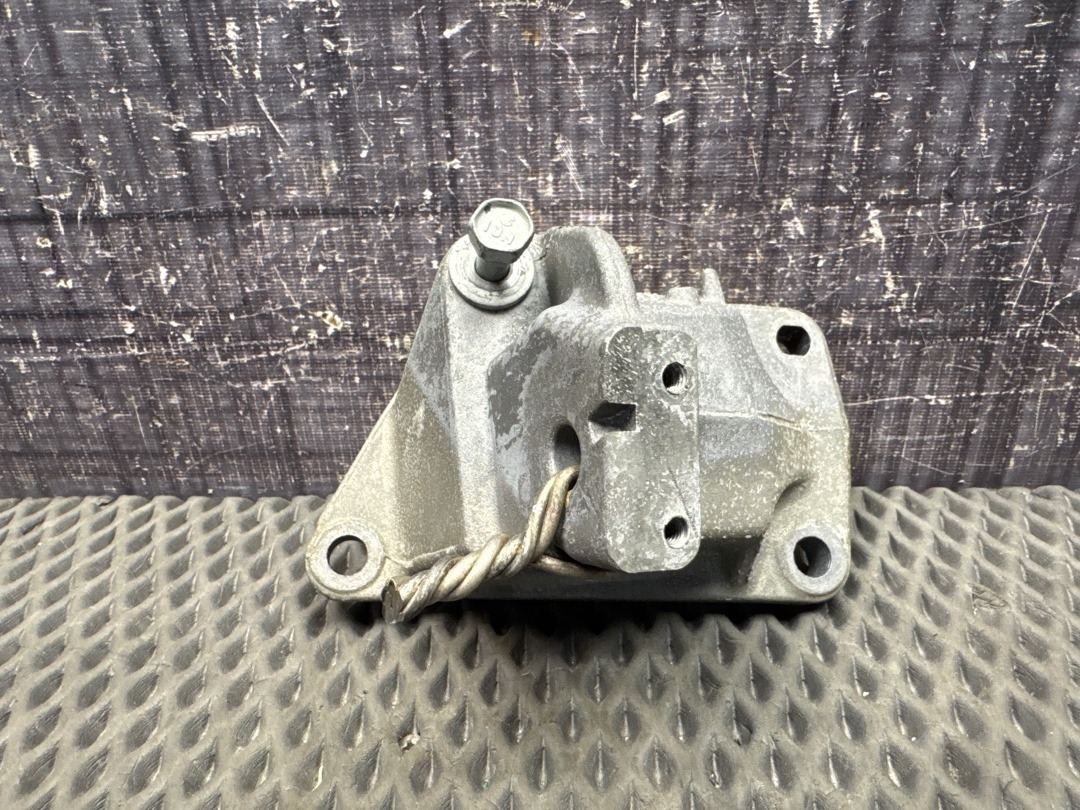 Кронштейн двигателя, 1510 рублей, Красноярск