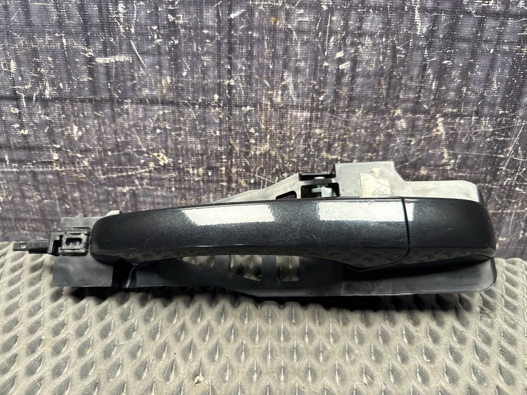 Ручка двери внешняя, 2560 рублей, Красноярск