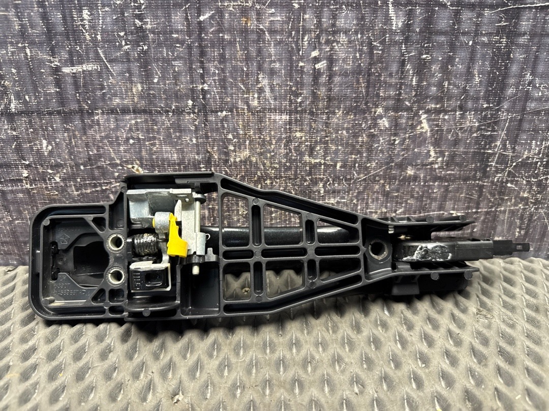 Ручка двери внешняя, 2560 рублей, Красноярск