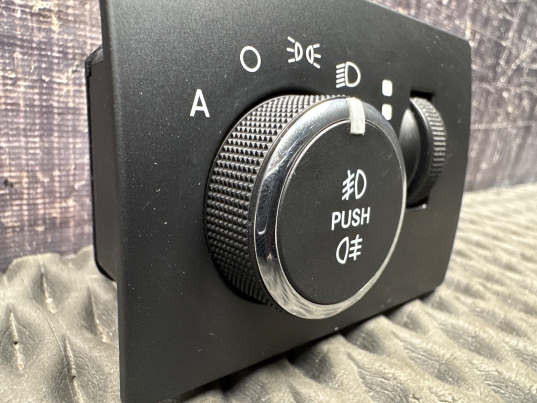 Переключатель света, 2260 рублей, Красноярск